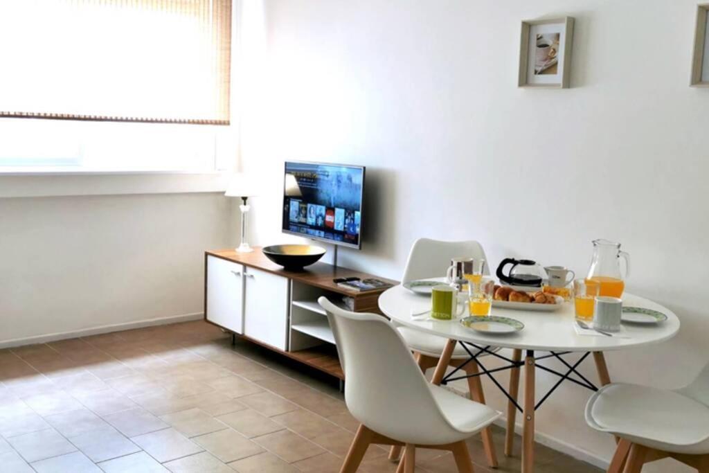 Апартаменти Luminoso 2 Ambientes En Almagro Av Corrientes 3 Personas Буенос-Айрес Екстер'єр фото